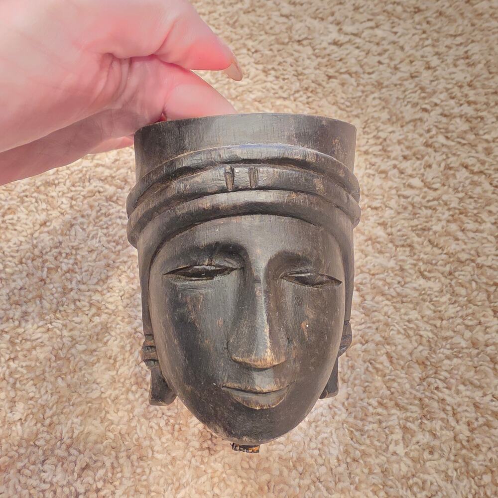 Kuba ceremonial Mbwoongntey wooden cup